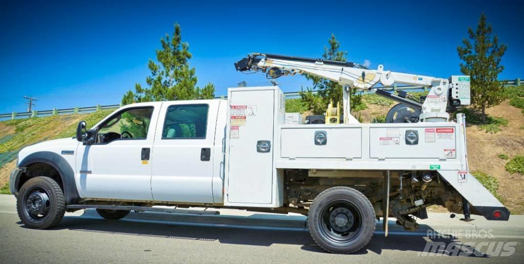 Ford F 550 都市/通用型車輛