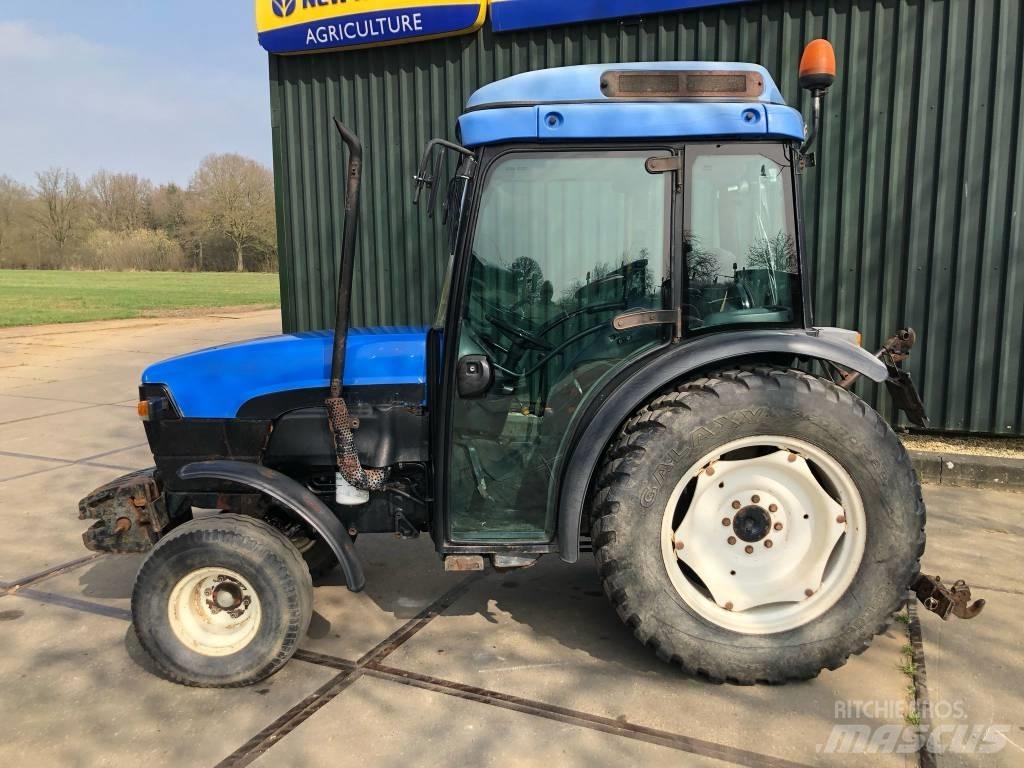 New Holland TN 75 N 曳引機