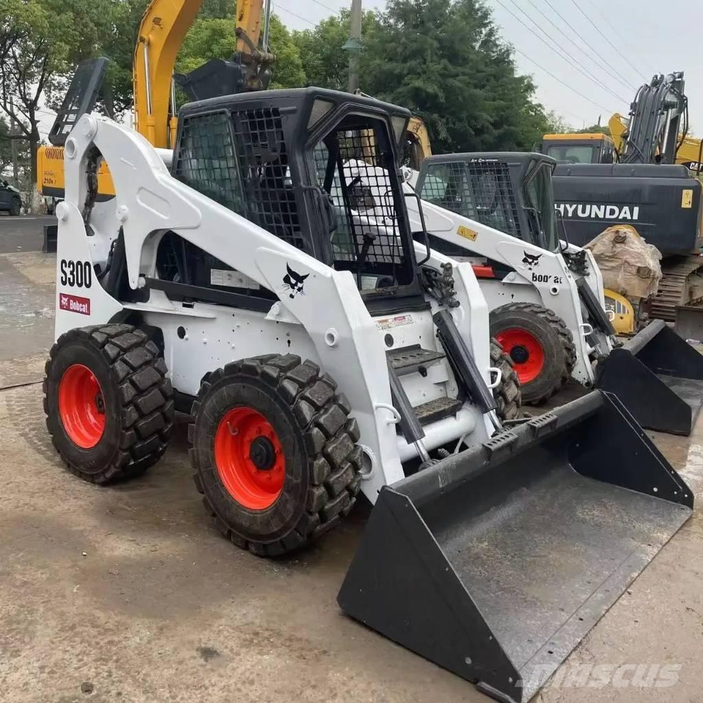 Bobcat S300 滑移轉向裝載機