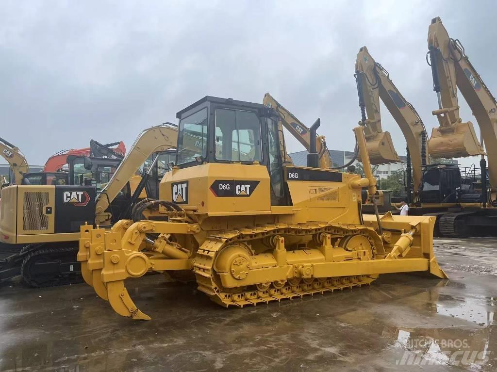 CAT D 6 G 履帶推土機