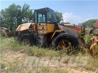 Komatsu WA 250 輪胎式裝載機
