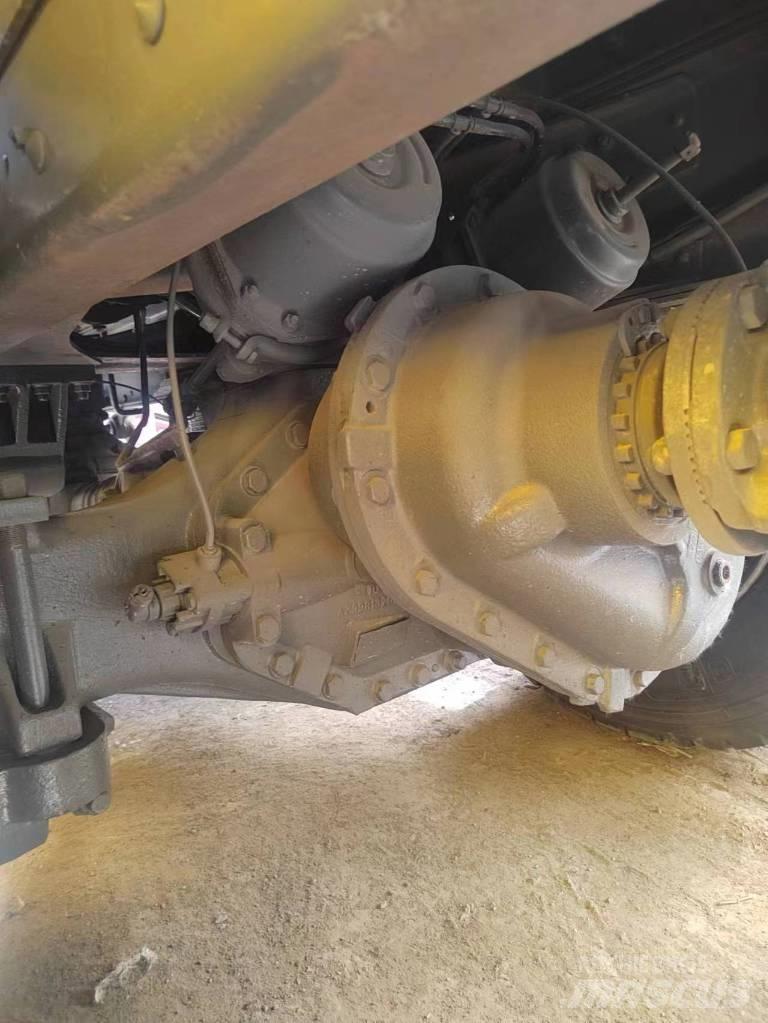 Howo 371 8x4 傾卸式卡車