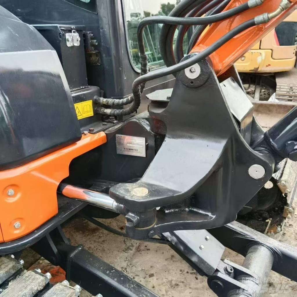 Hitachi ZX 50 U 小型挖土機/掘鑿機<7t(小型挖掘機)