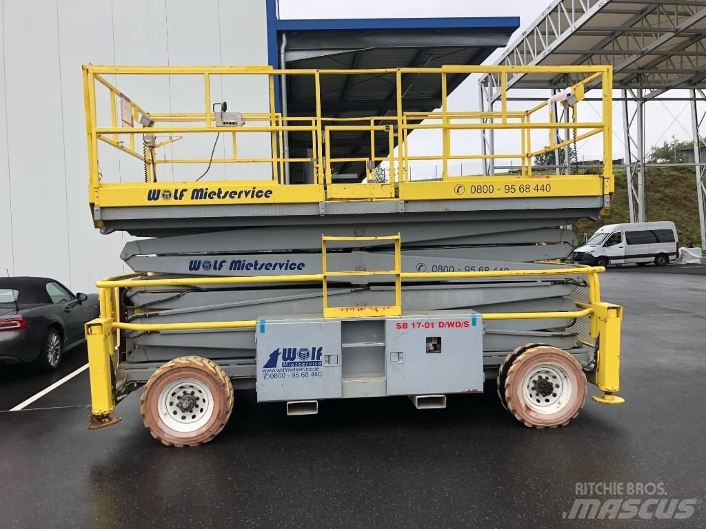 SkyJack SJ 9250 RT 剪式升降機