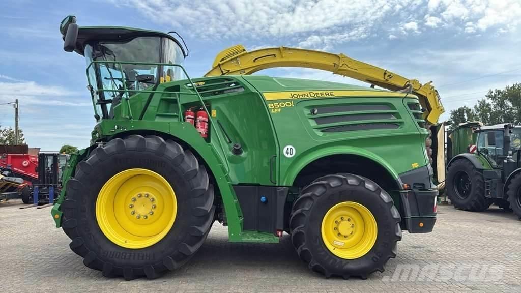 John Deere 8500 0 收穫機
