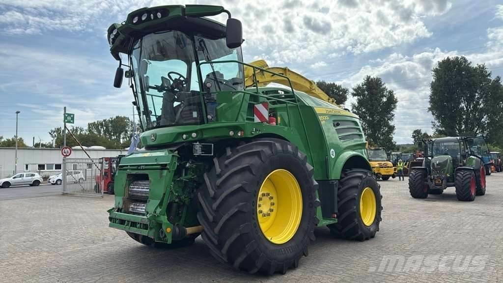 John Deere 8500 0 收穫機