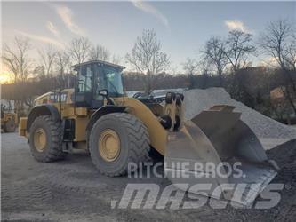 CAT 982 M 輪胎式裝載機