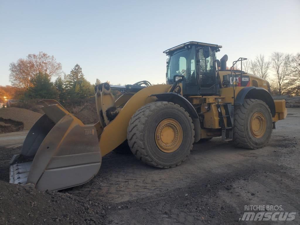 CAT 982 M 輪胎式裝載機