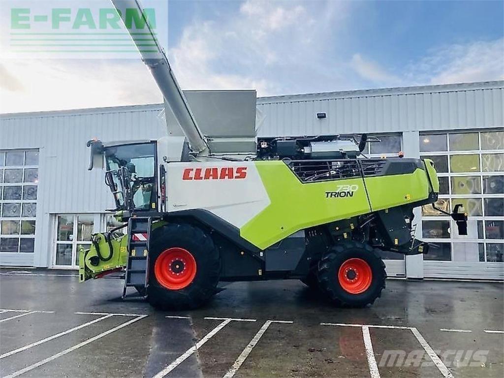CLAAS trion 730 聯合收穫機