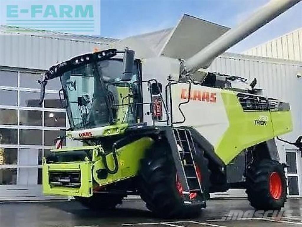 CLAAS trion 730 聯合收穫機