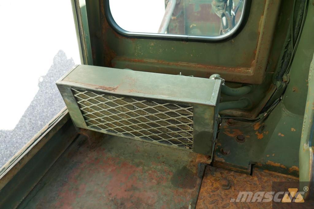 CAT D7G Ex-army 履帶推土機