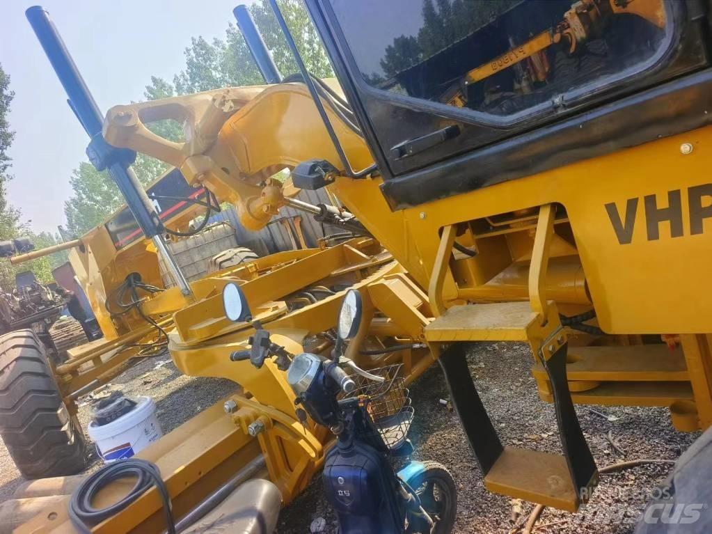 CAT 140H 平土機