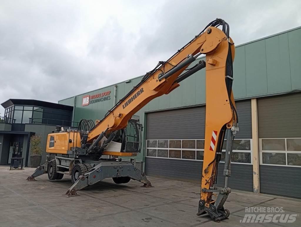 Liebherr LH 30 M 廢棄物/工業用操作車