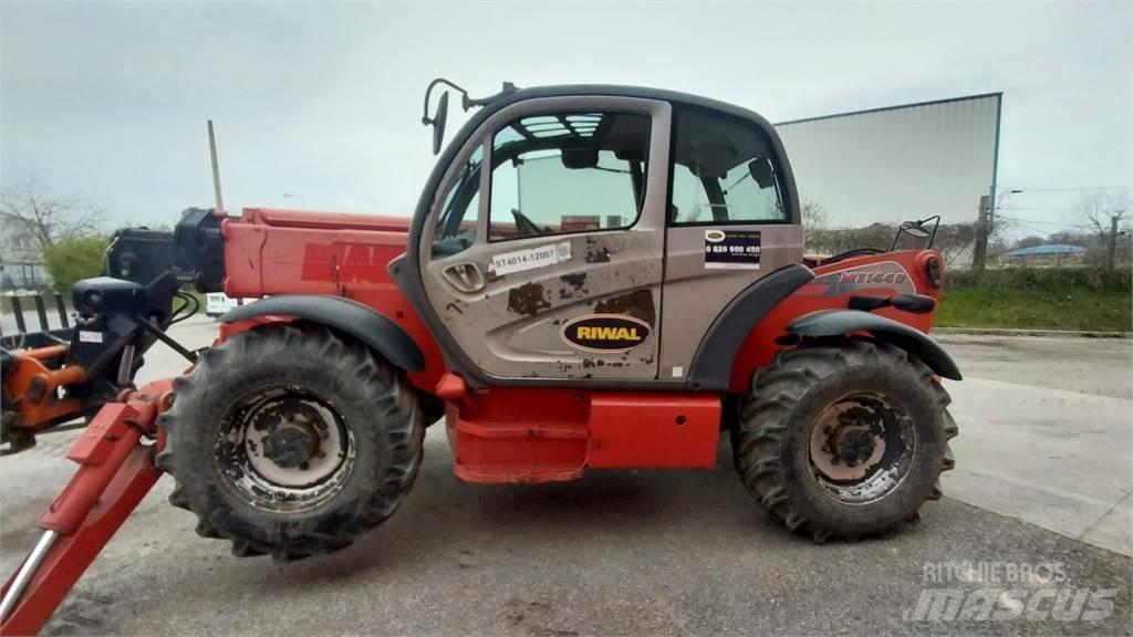 Manitou MT1440 伸縮臂操作車