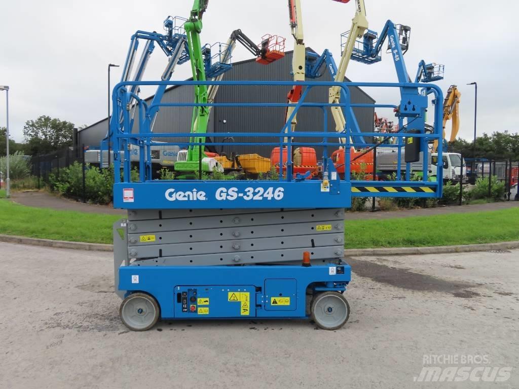 Genie GS 3246 剪式升降機