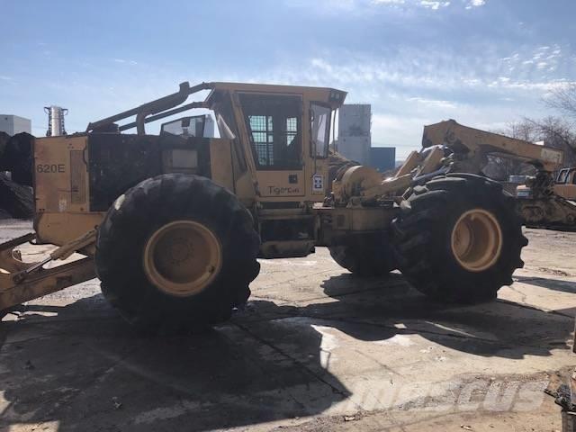 Tigercat 620 集材機