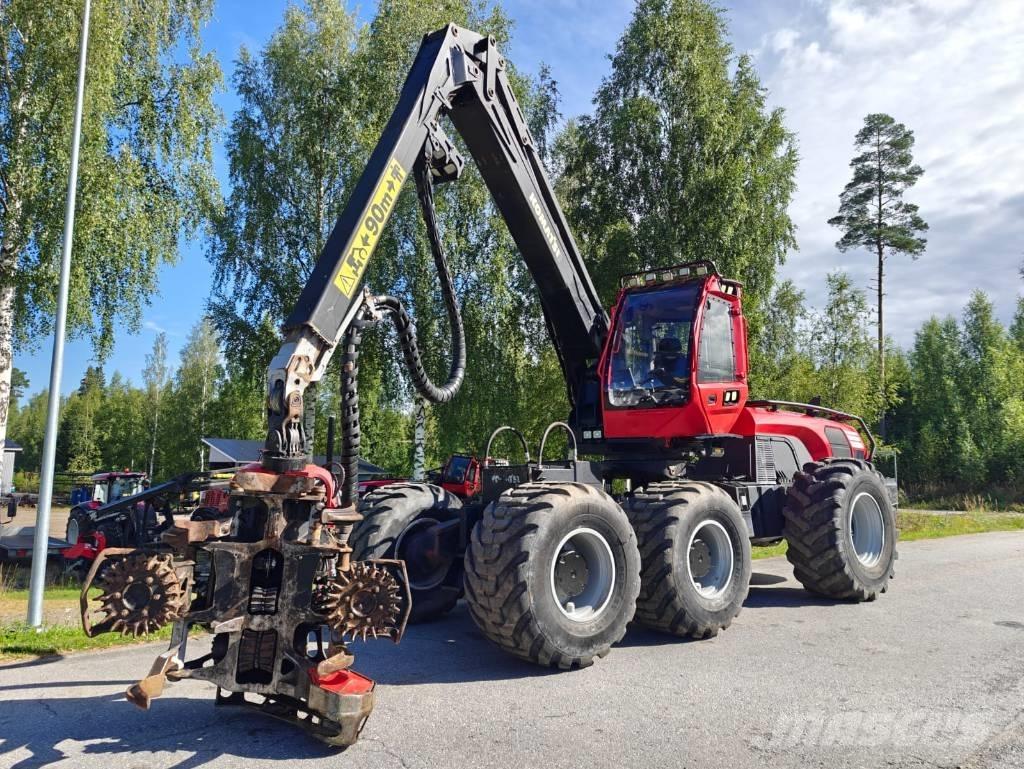 Komatsu 951 收穫機