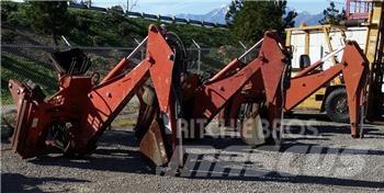 Bobcat 811 反向鏟