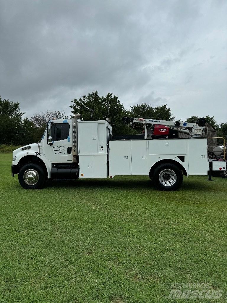 Freightliner M2 106 都市/通用型車輛
