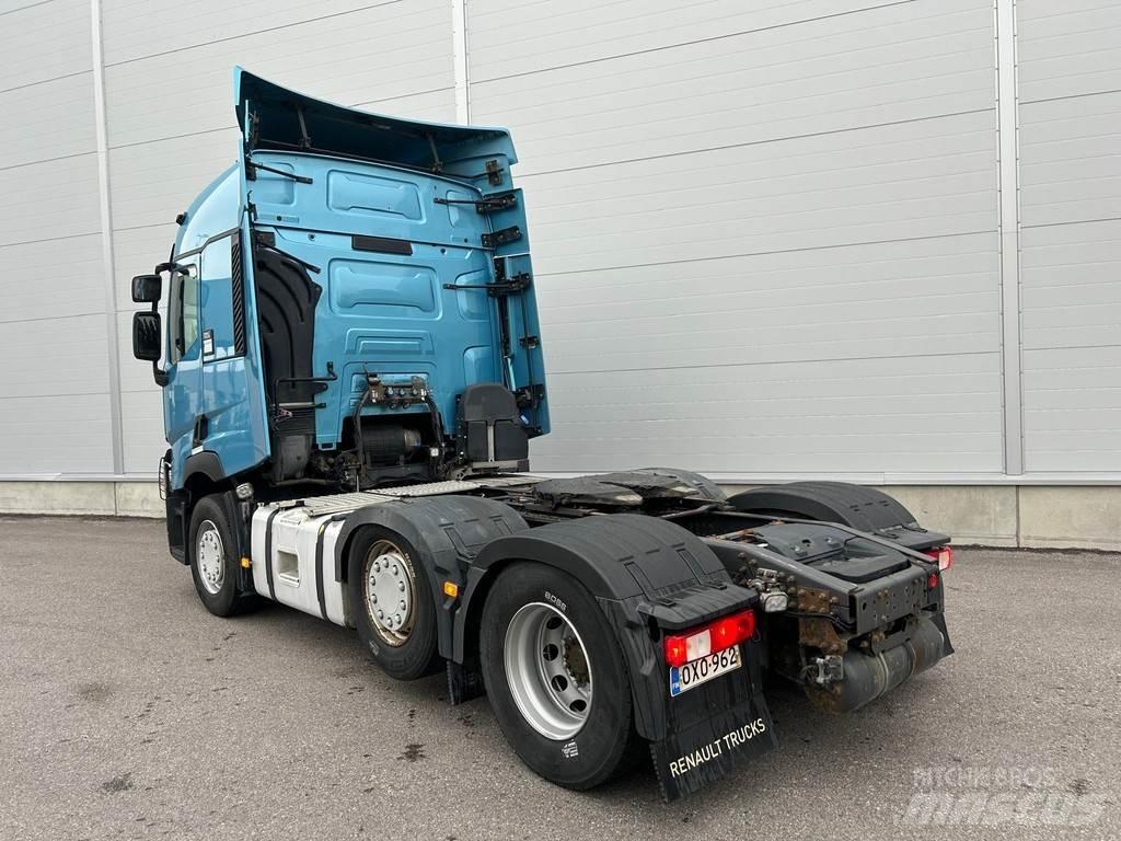 Renault T 曳引機組件