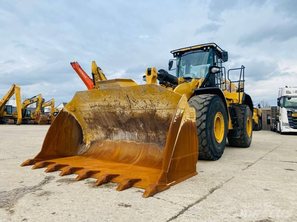 CAT 972 輪胎式裝載機