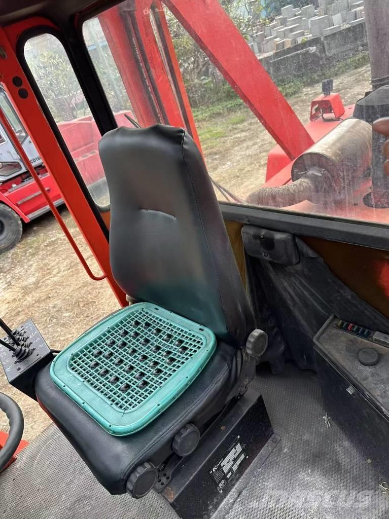 Kalmar DC30-1200 柴油卡車