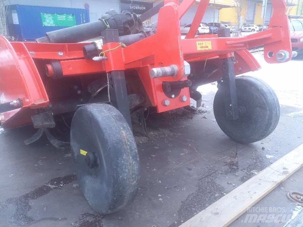 Akpil Freza 210 動力耙和旋轉式耕耘機