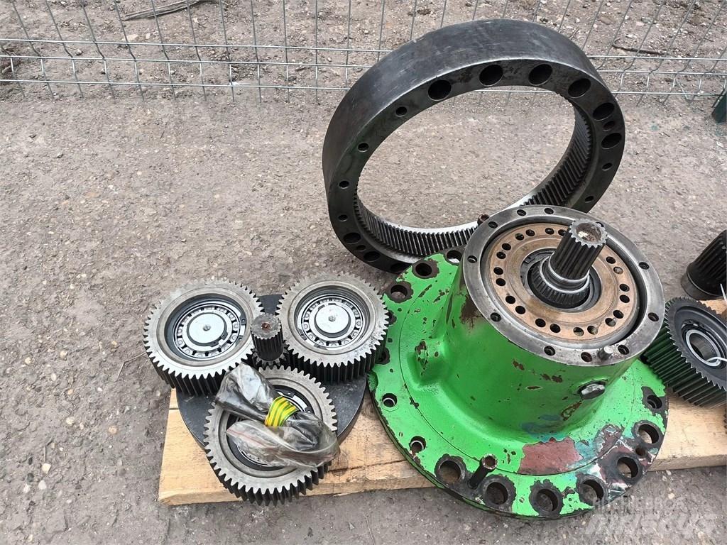 Sennebogen 835 廢棄物/工業用操作車