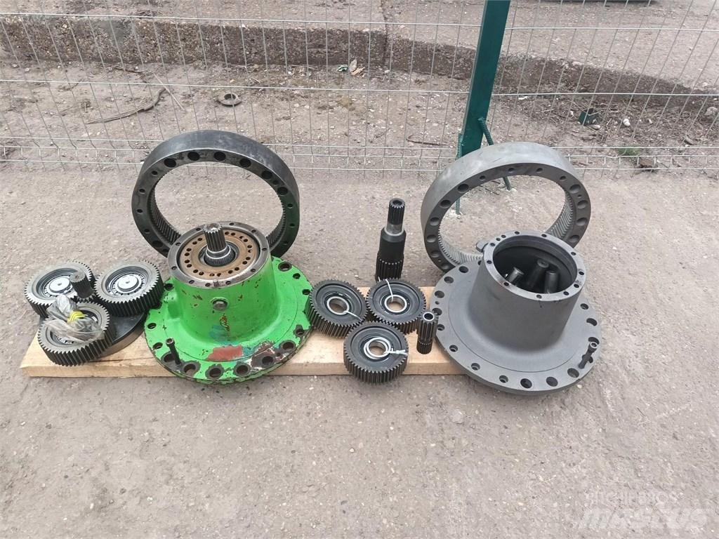 Sennebogen 835 廢棄物/工業用操作車