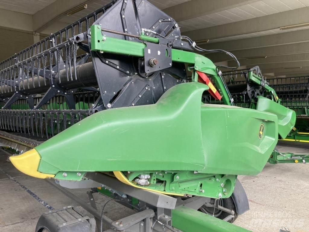 John Deere RD35F 收穫機頭