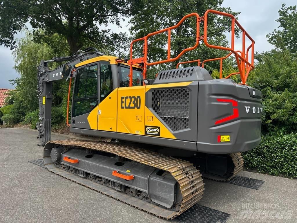 Volvo EC 230 履帶式 挖土機/掘鑿機/挖掘機