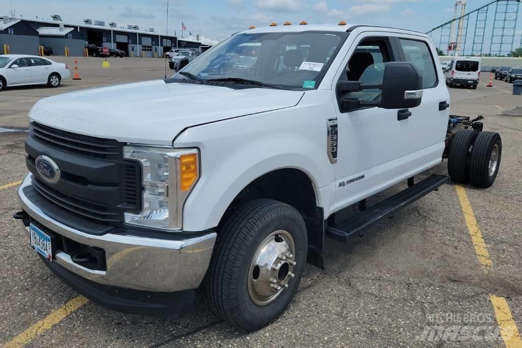 Ford F 350 XL SD 商用底盤車