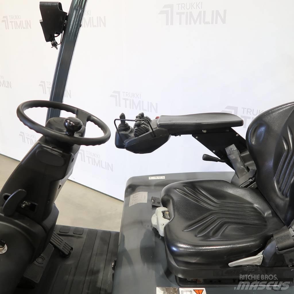 Toyota 8FBMT35 電動堆高機
