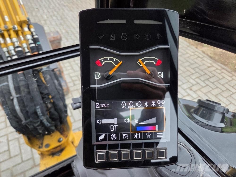 CAT 302.7CR 小型挖土機/掘鑿機<7t(小型挖掘機)