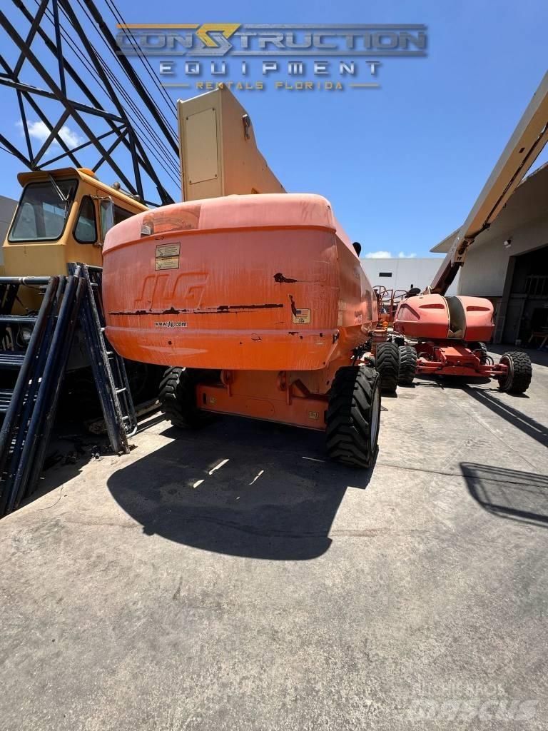 JLG 800 S 伸縮臂高空作業車