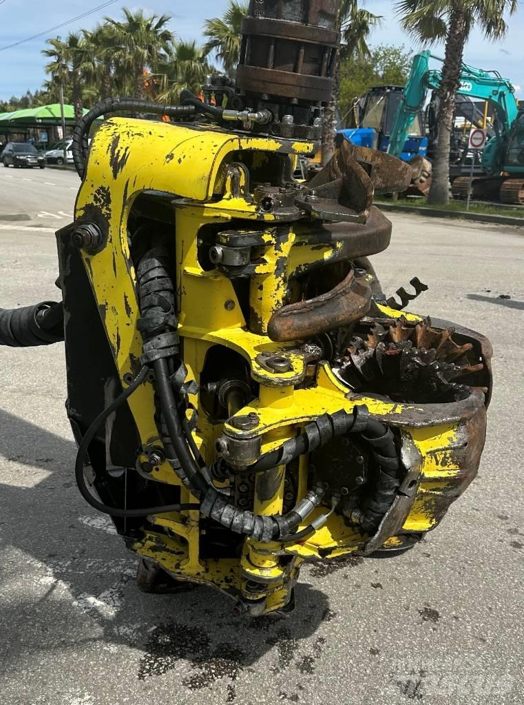 John Deere 1270 D 收穫機
