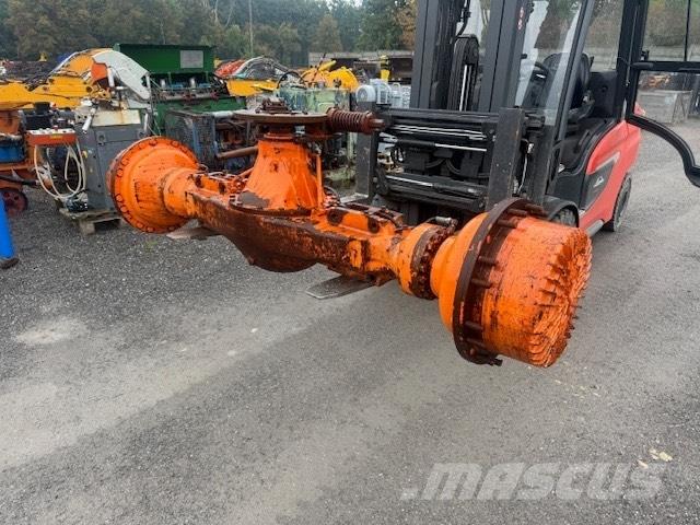 Daewoo Mega 300 III 軸