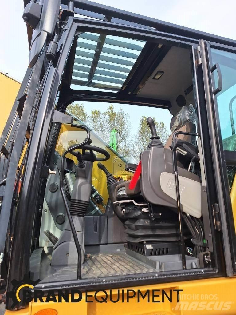 CAT MH3024 廢棄物/工業用操作車