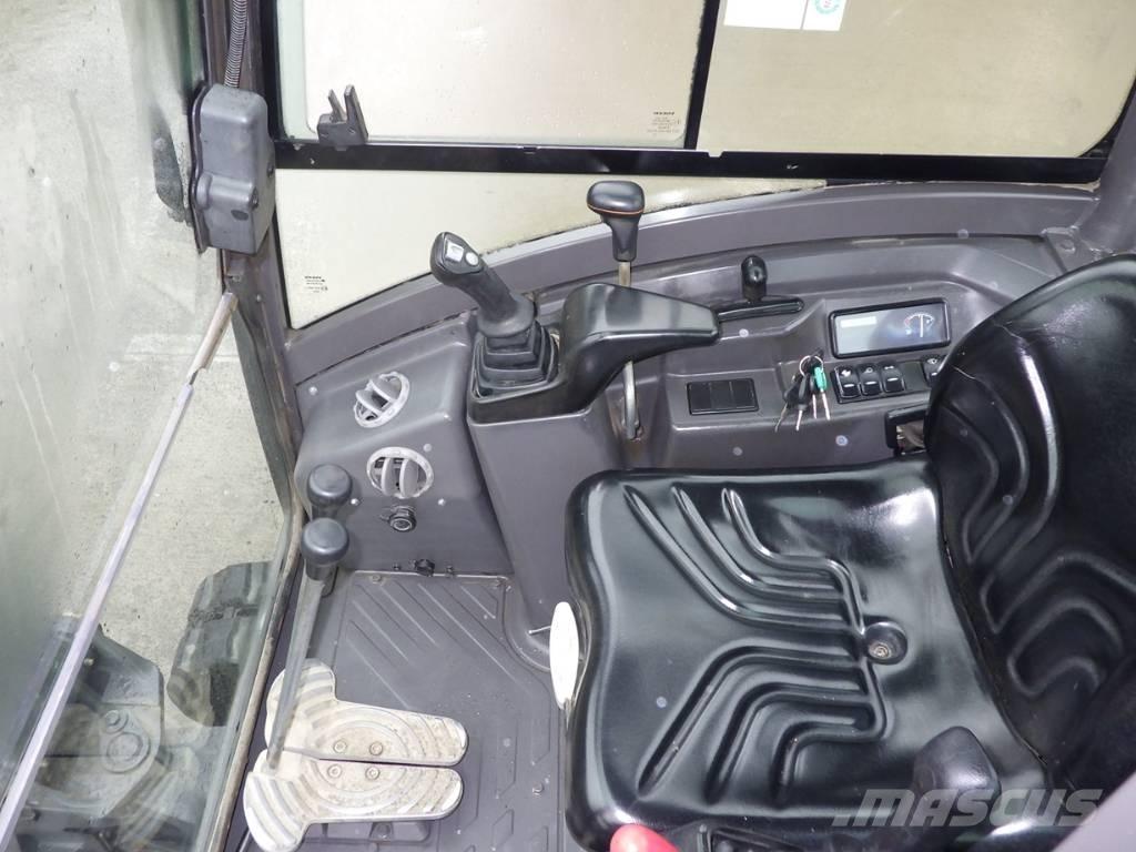 Volvo EC 20 D 小型挖土機/掘鑿機<7t(小型挖掘機)