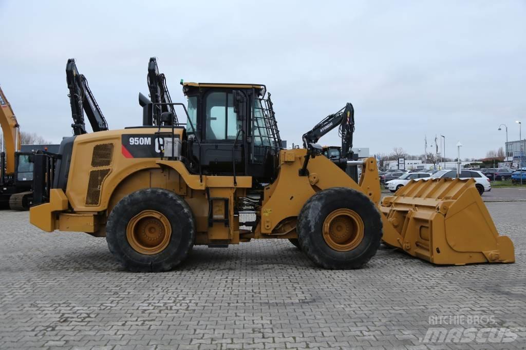 CAT 950M 輪胎式裝載機