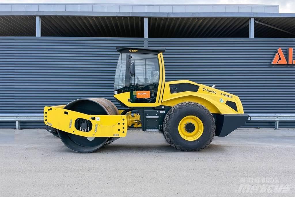 Bomag BW 213 D-5 單輪滾壓機