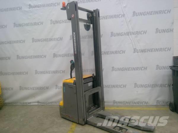 Jungheinrich EJC 220 行走控制式堆積機