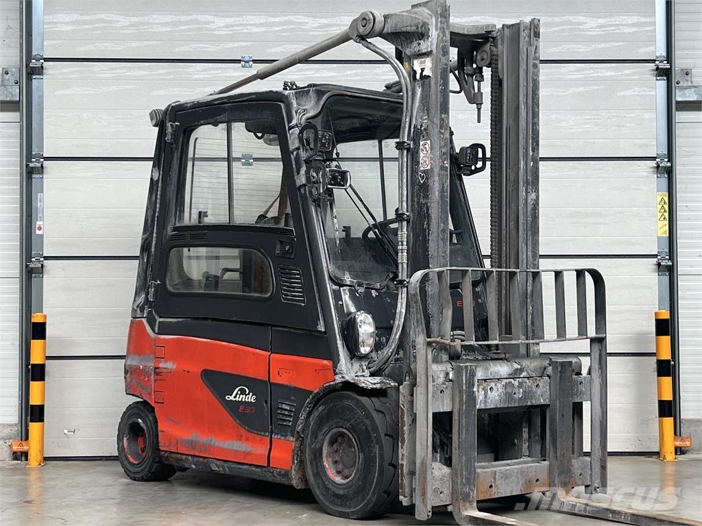 Linde E30L-01 電動堆高機