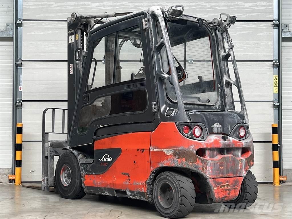 Linde E30L-01 電動堆高機