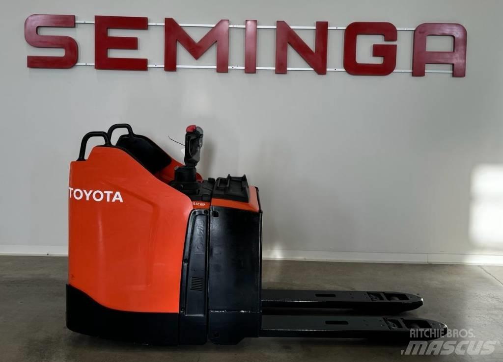 Toyota 10545  LPE200 低架升降機