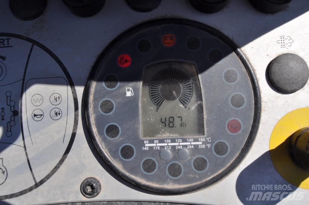 Bomag BW 100 AD M-5 雙輪滾壓機