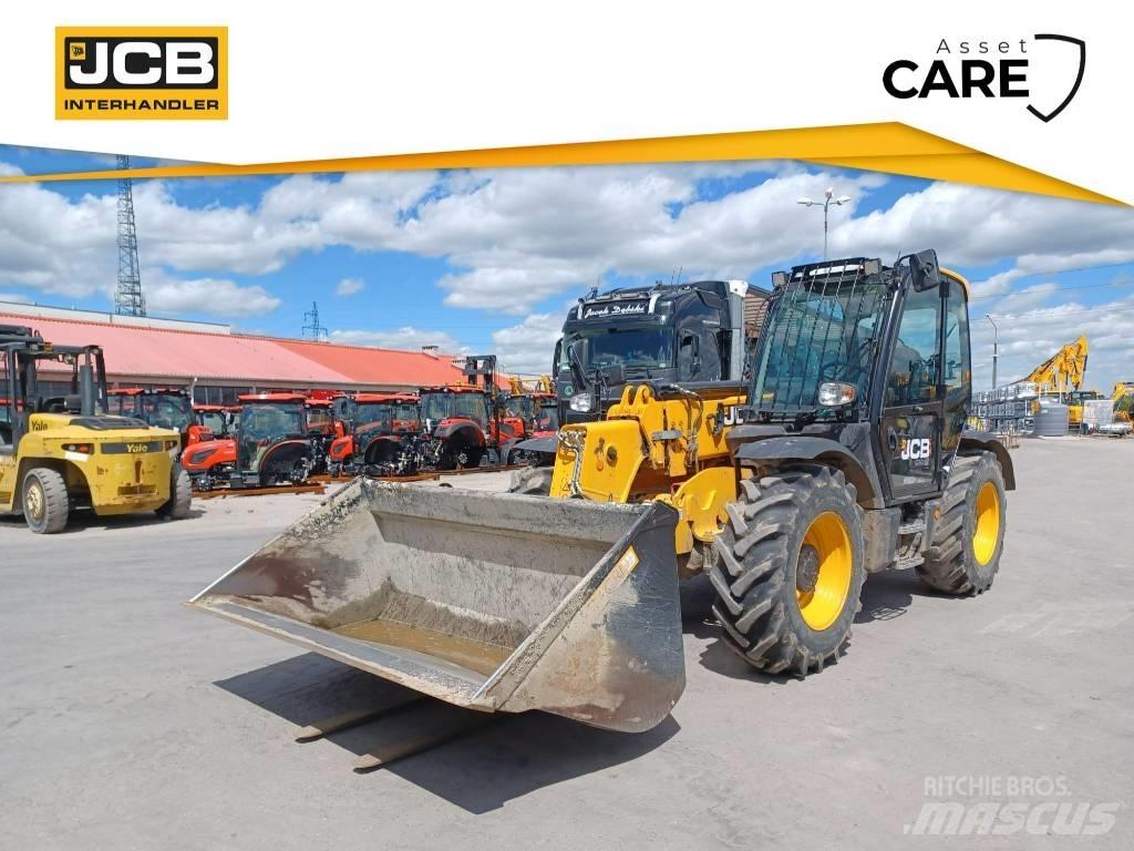 JCB 535-95 伸縮臂操作車