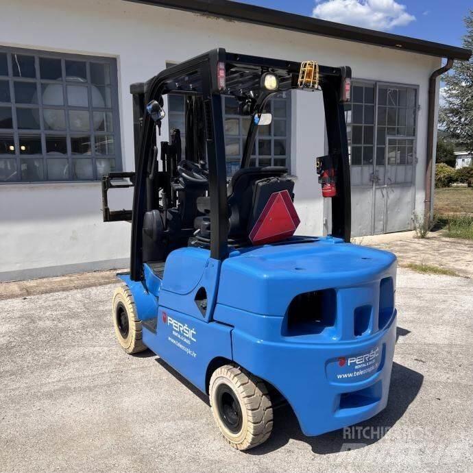 Yale GDP25LX 柴油卡車