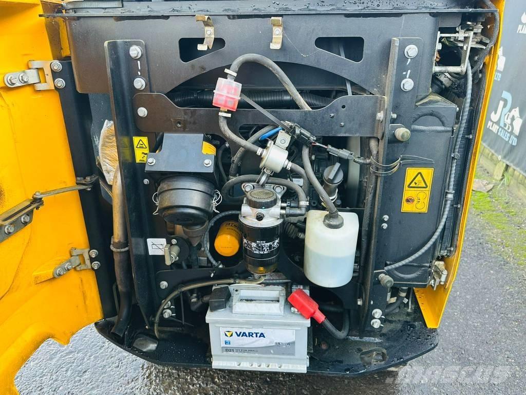 JCB 15 C-1 小型挖土機/掘鑿機<7t(小型挖掘機)