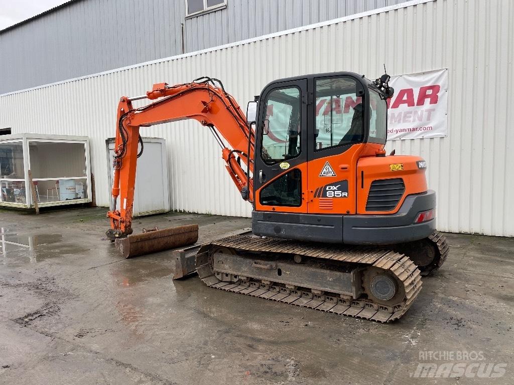 Doosan DX85 中型挖土機/掘鑿機/挖掘機 7t-12t